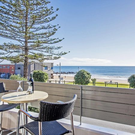 Beachfront Voyager Motor Inn Burnie Bagian luar foto